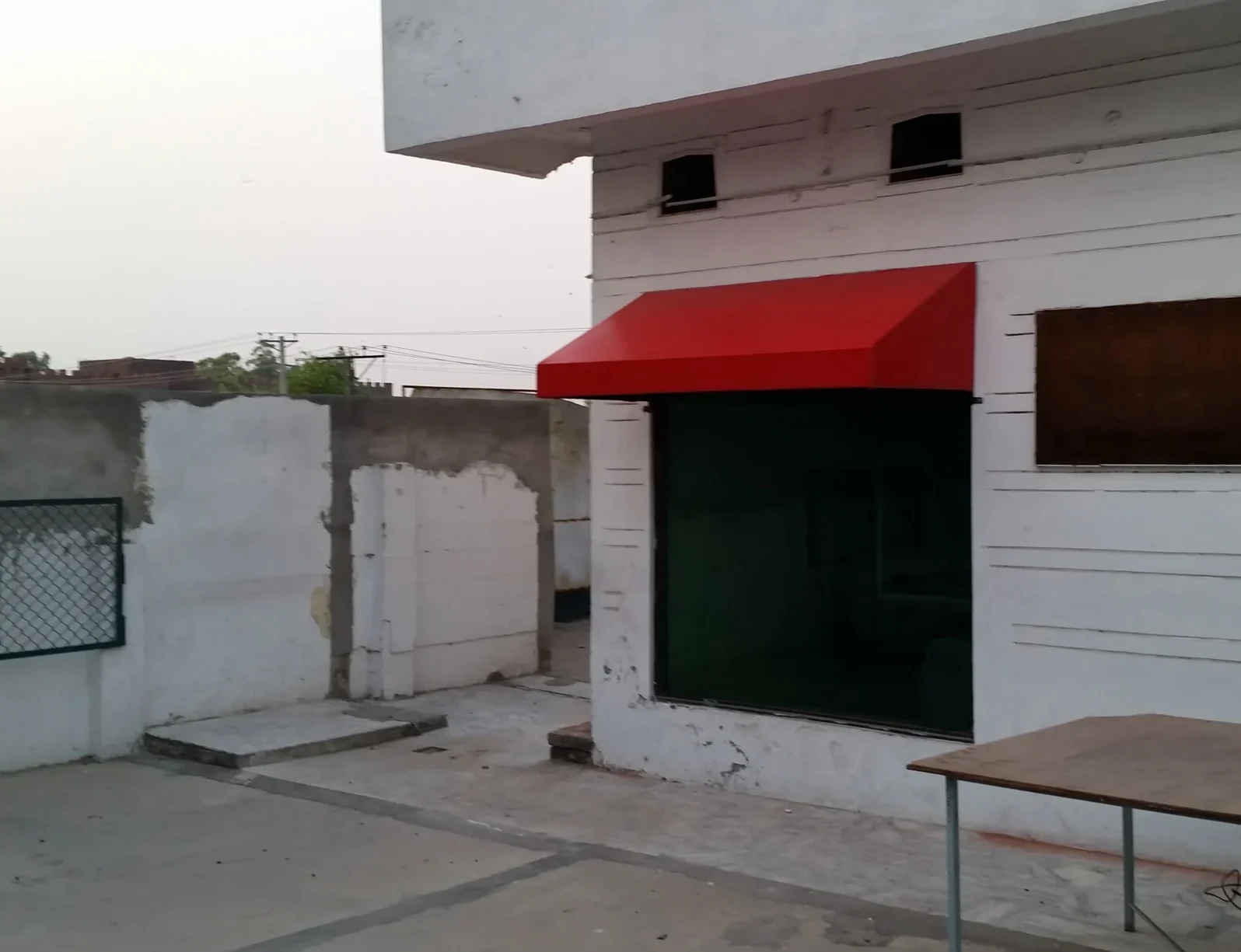 Durable and Customizable Tensile Fabric Sun Shade Awning for Homes and Offices – Stylish and Functional Outdoor Shade Solution